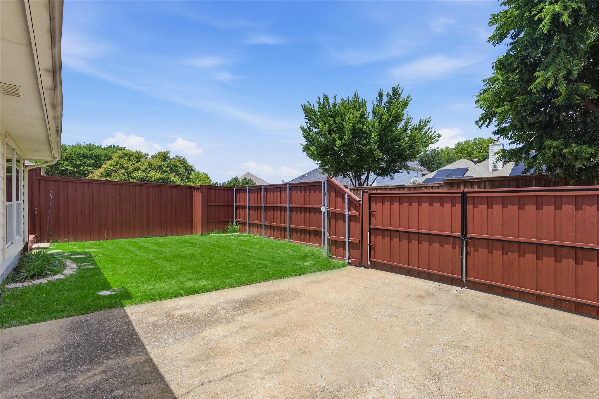 3704 Cottonwood Springs Drive