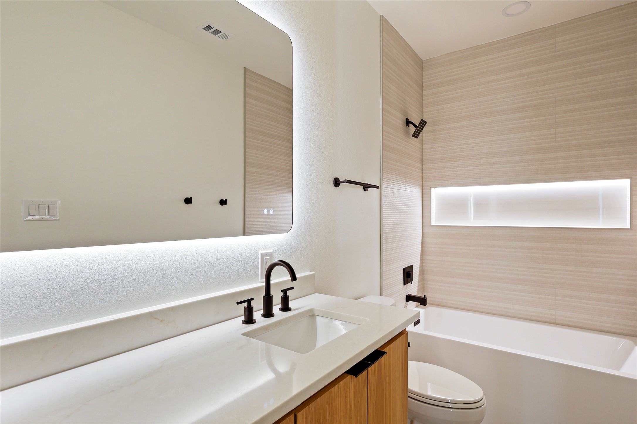 326 Avenue F