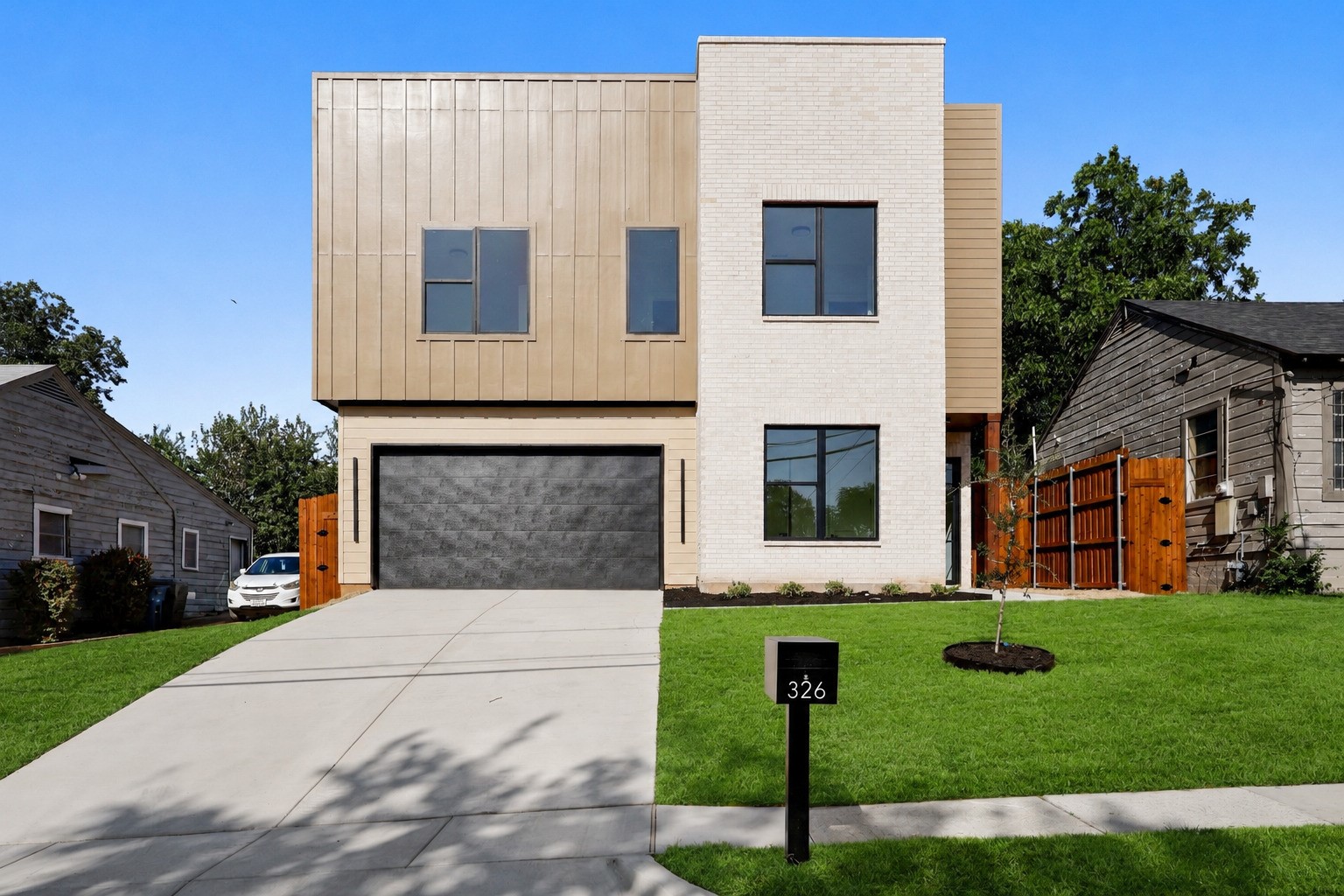 326 Avenue F