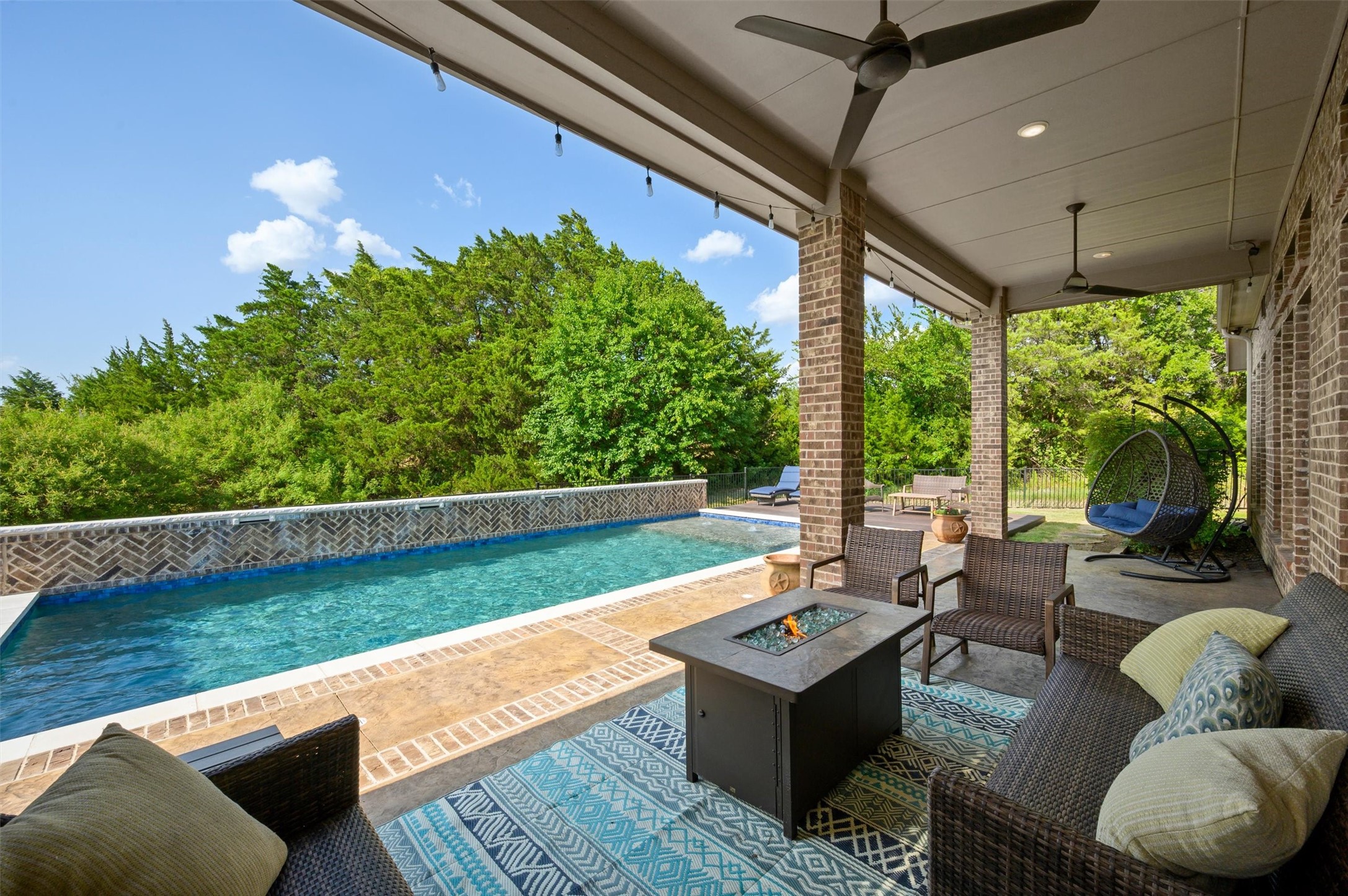 2815 Abundant Court