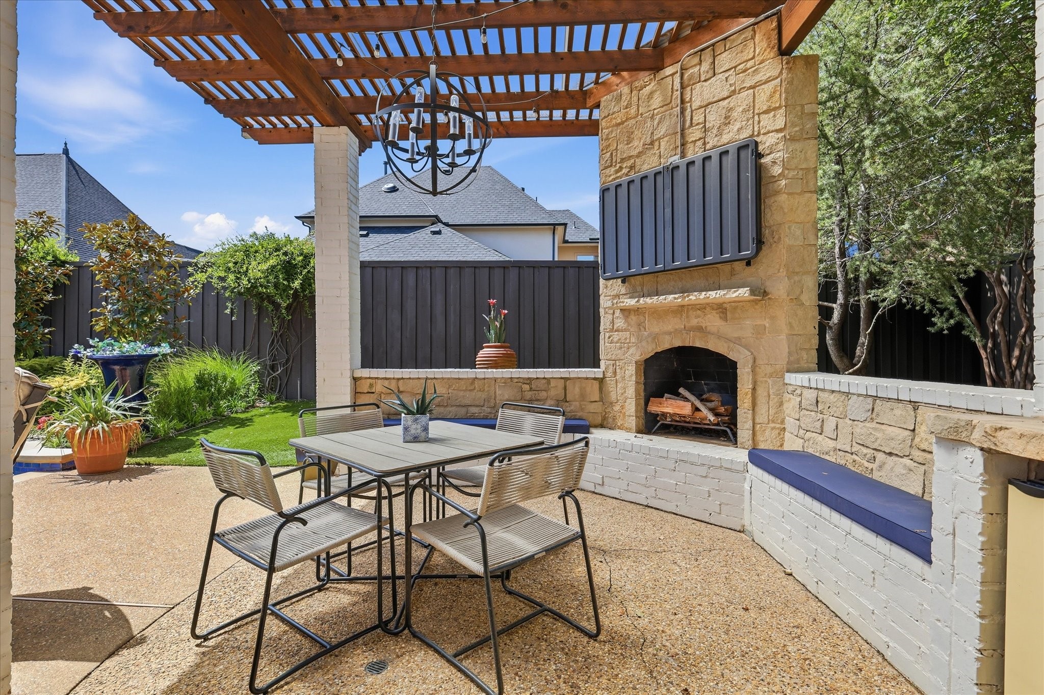4579 Princess Caroline Court