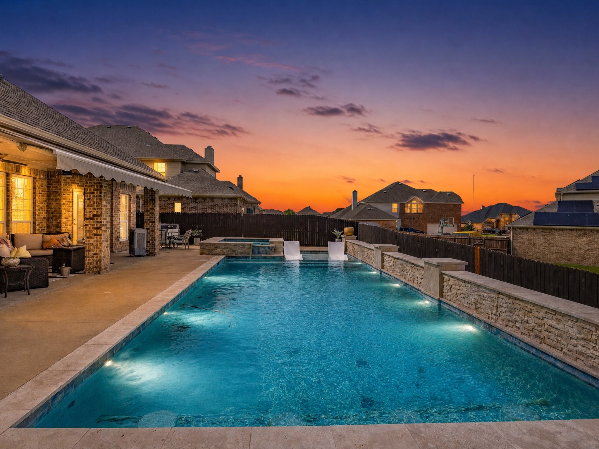 906 Hidden Lakes Drive