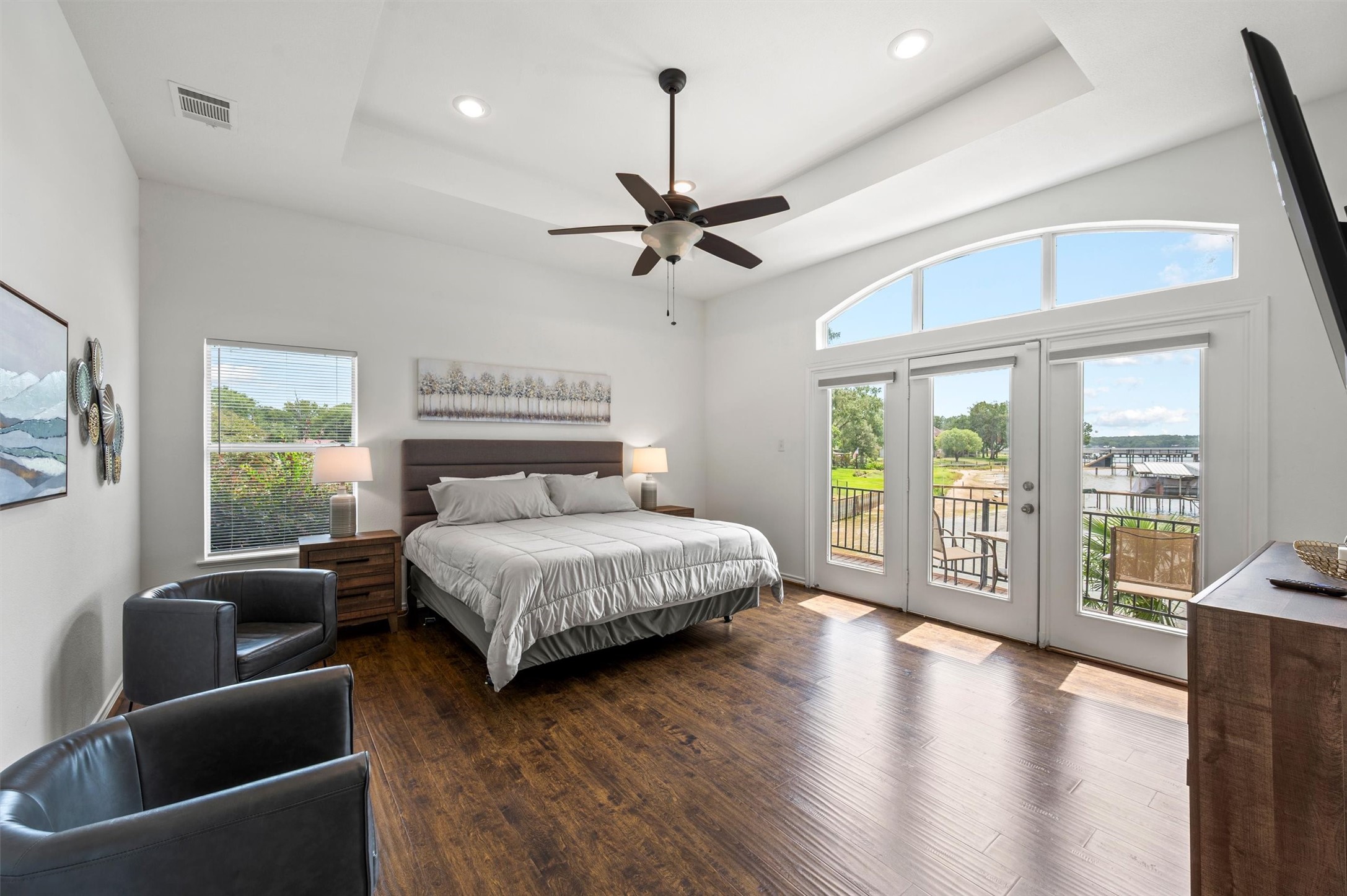 211 Lake Front Drive
