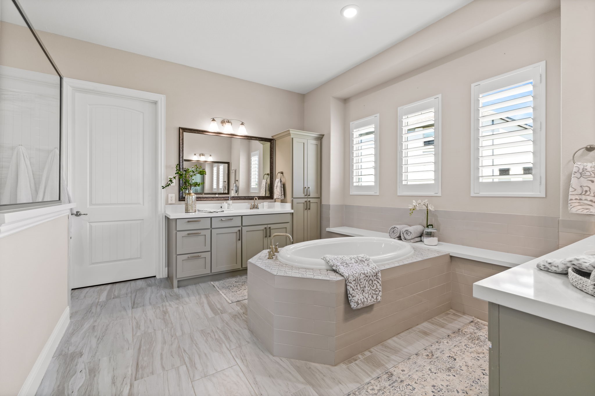 4169 Yellow Jasmine Lane