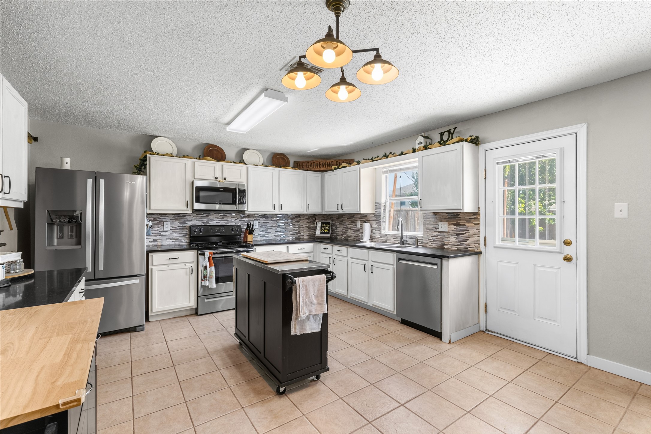 2212 Plum Court