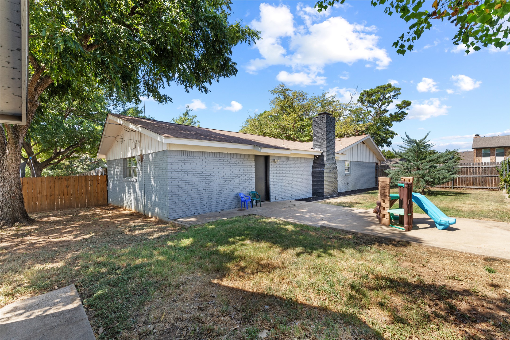 213 Wilshire Drive