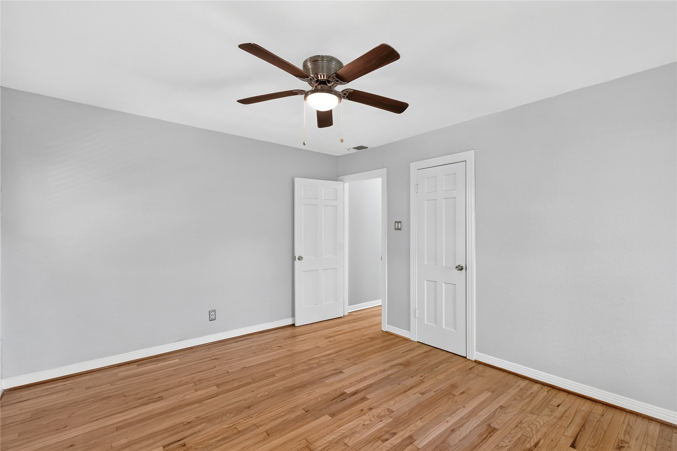 649 Peavy Road