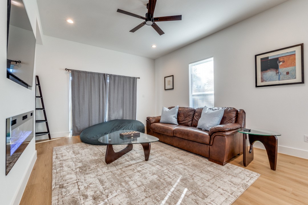 2210 Bethurum