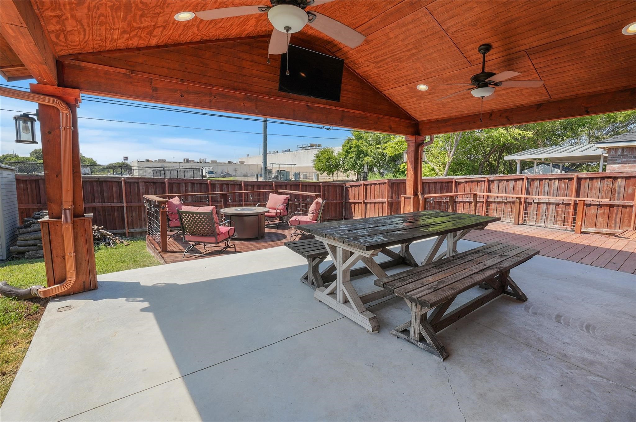 2627 Carmen Drive
