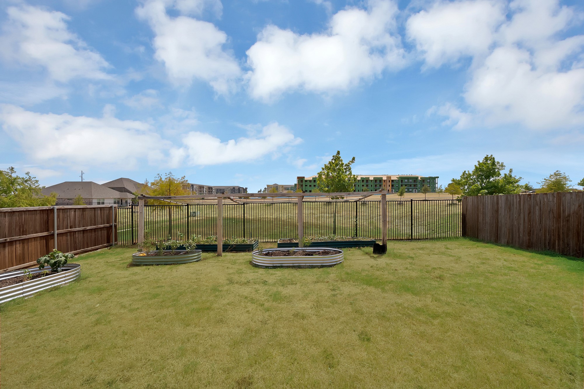 3101 Paruament Dr Drive