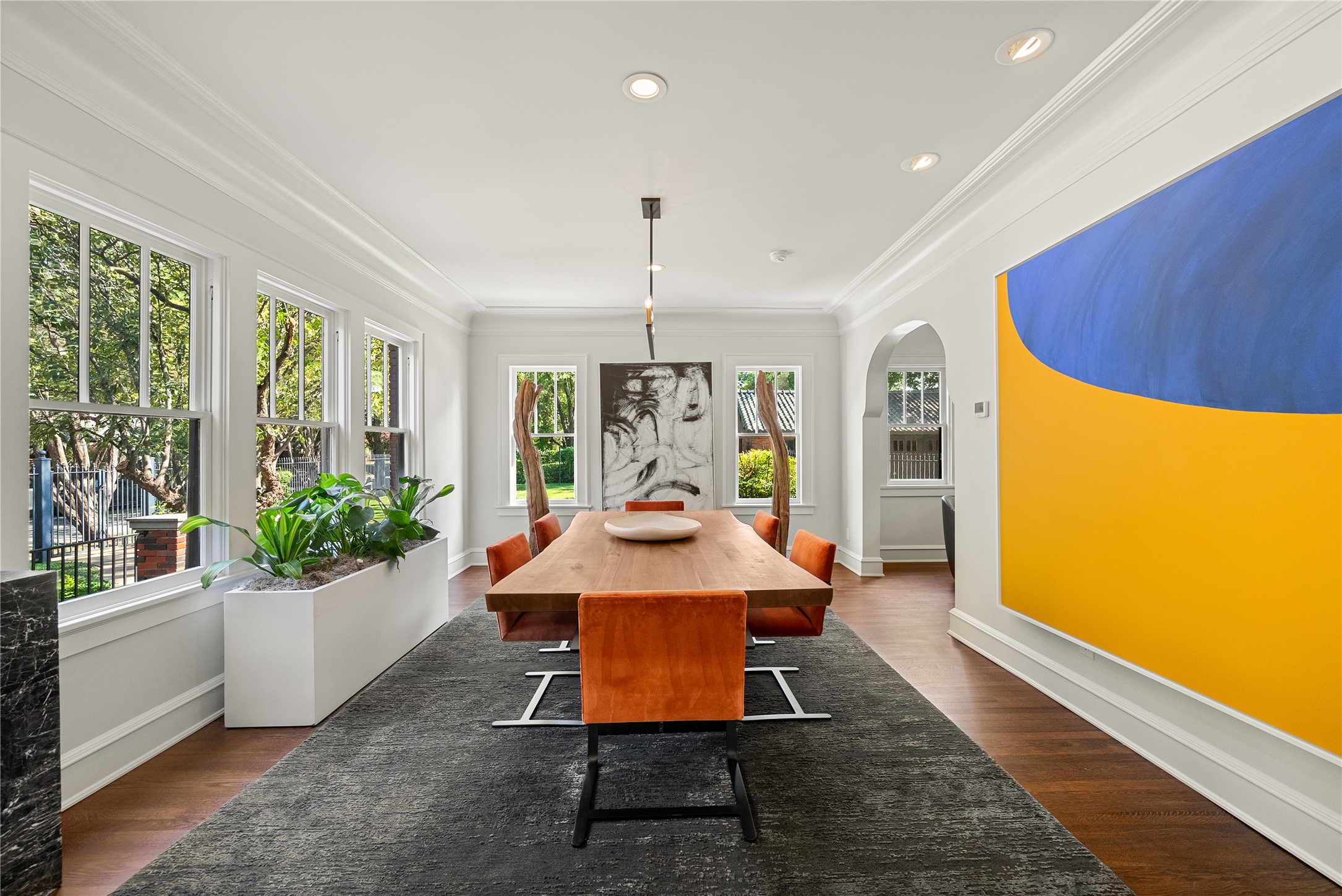 2127 Pembroke Drive