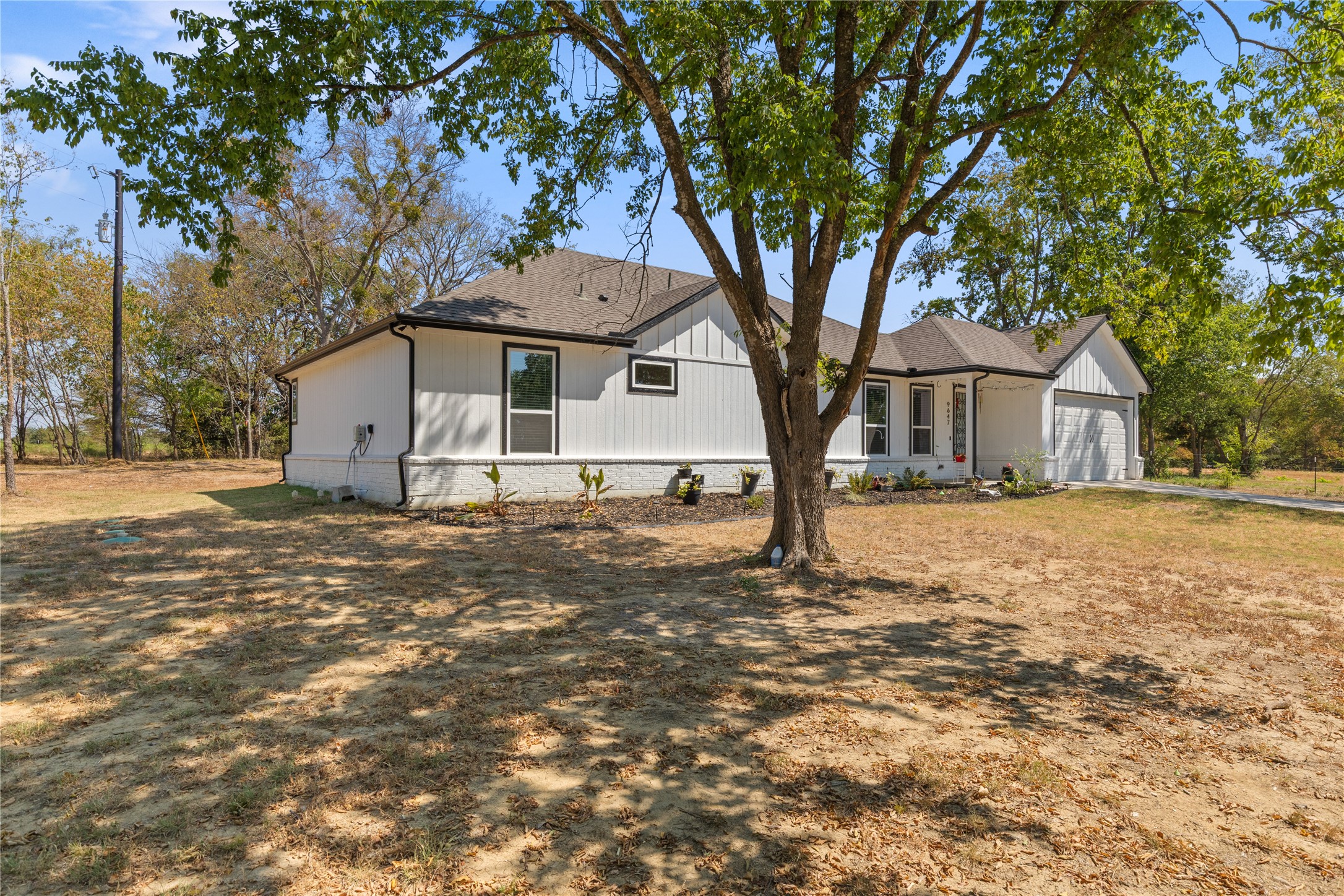 9647 Fm 1836