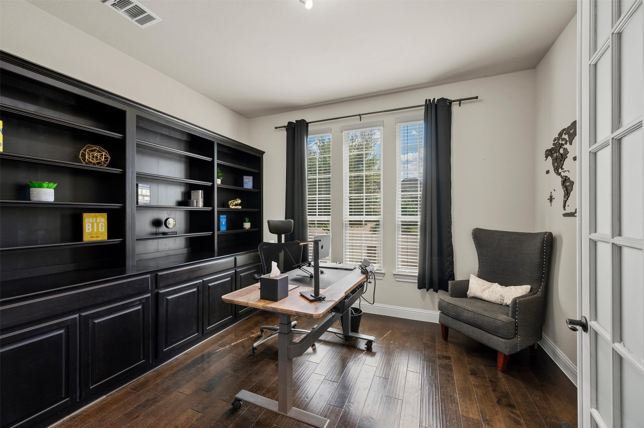 2427 Debracie Court