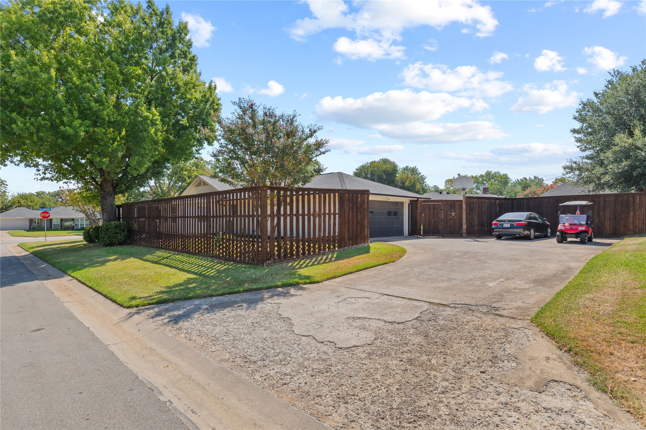 549 Sellmeyer Lane