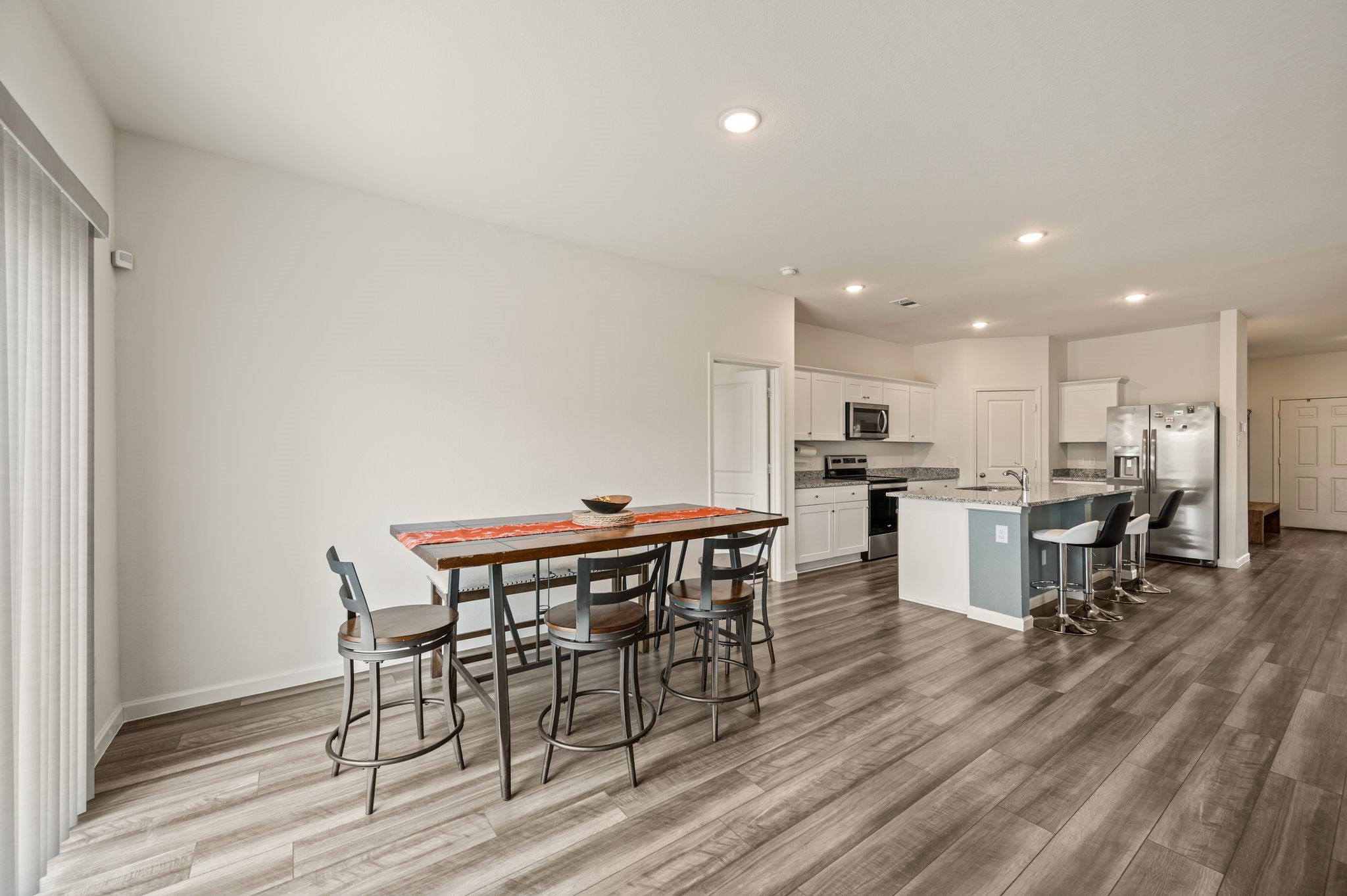 4724 Swan Neck Drive