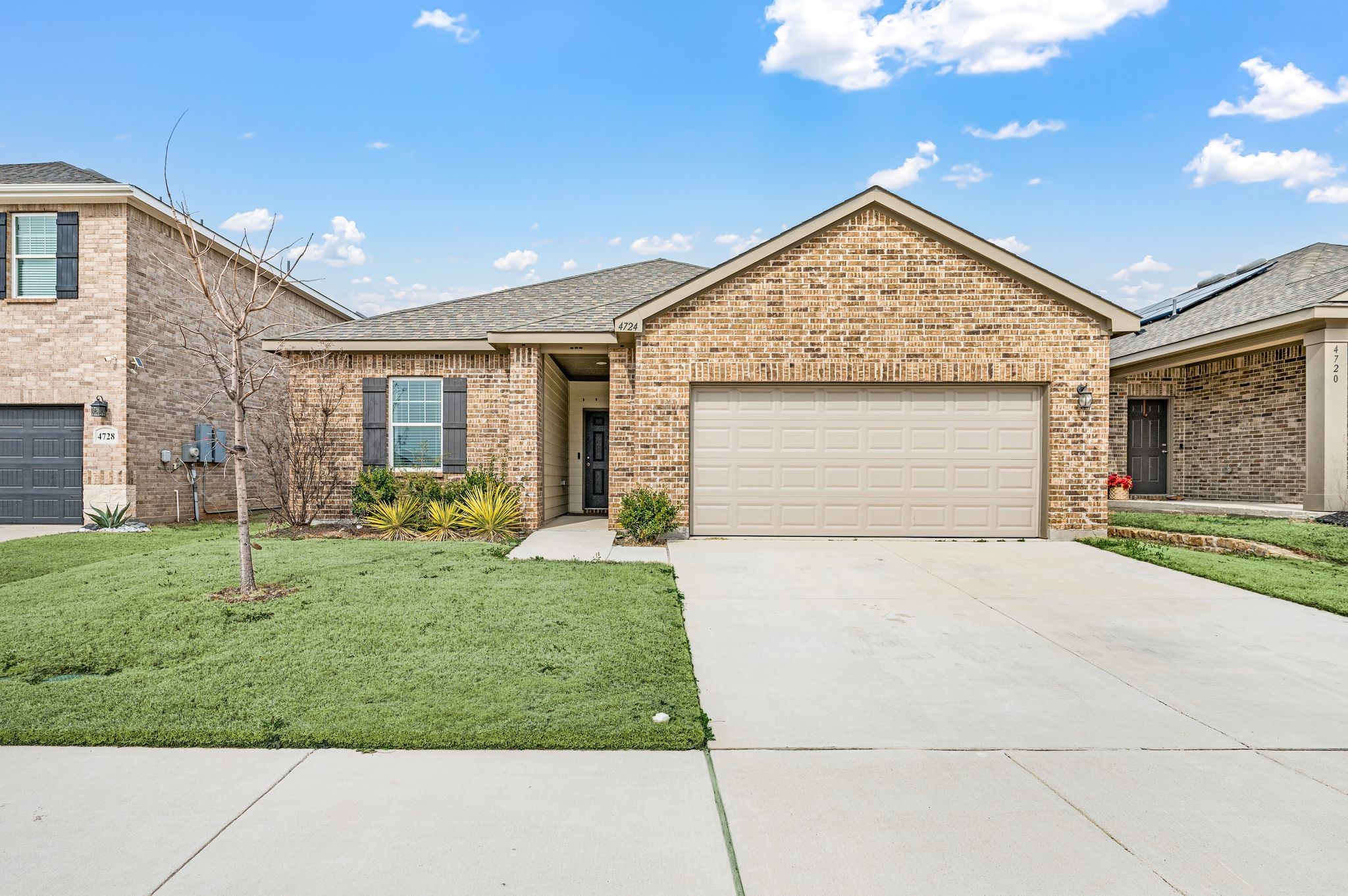 4724 Swan Neck Drive