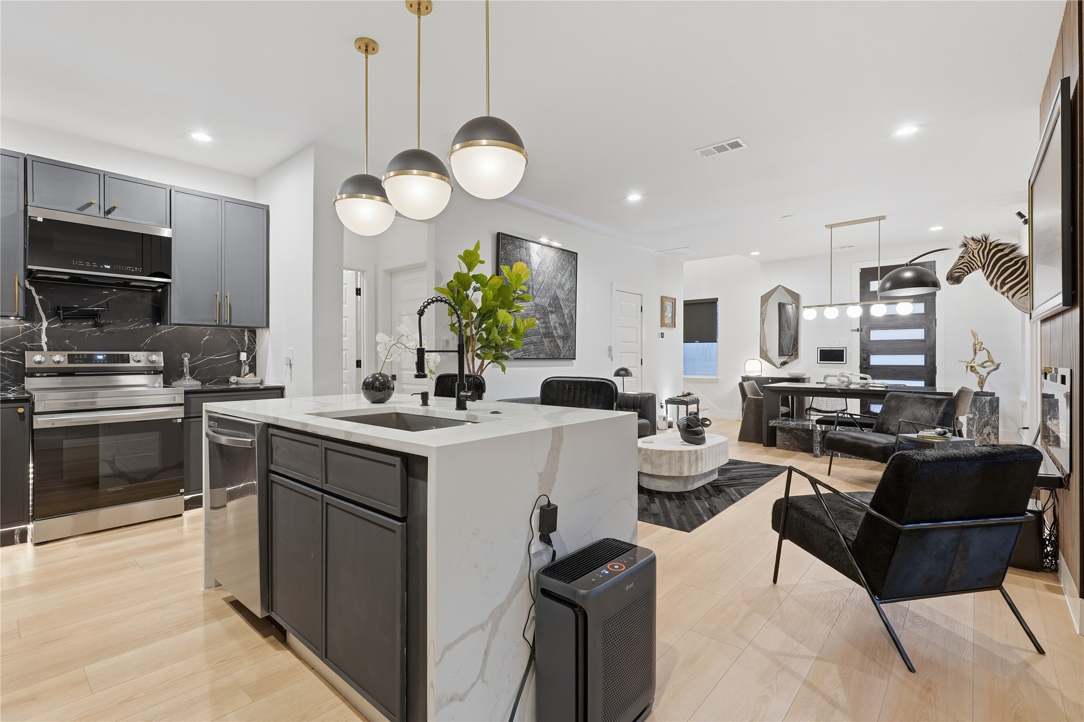 1103 Pemberton Hill Road