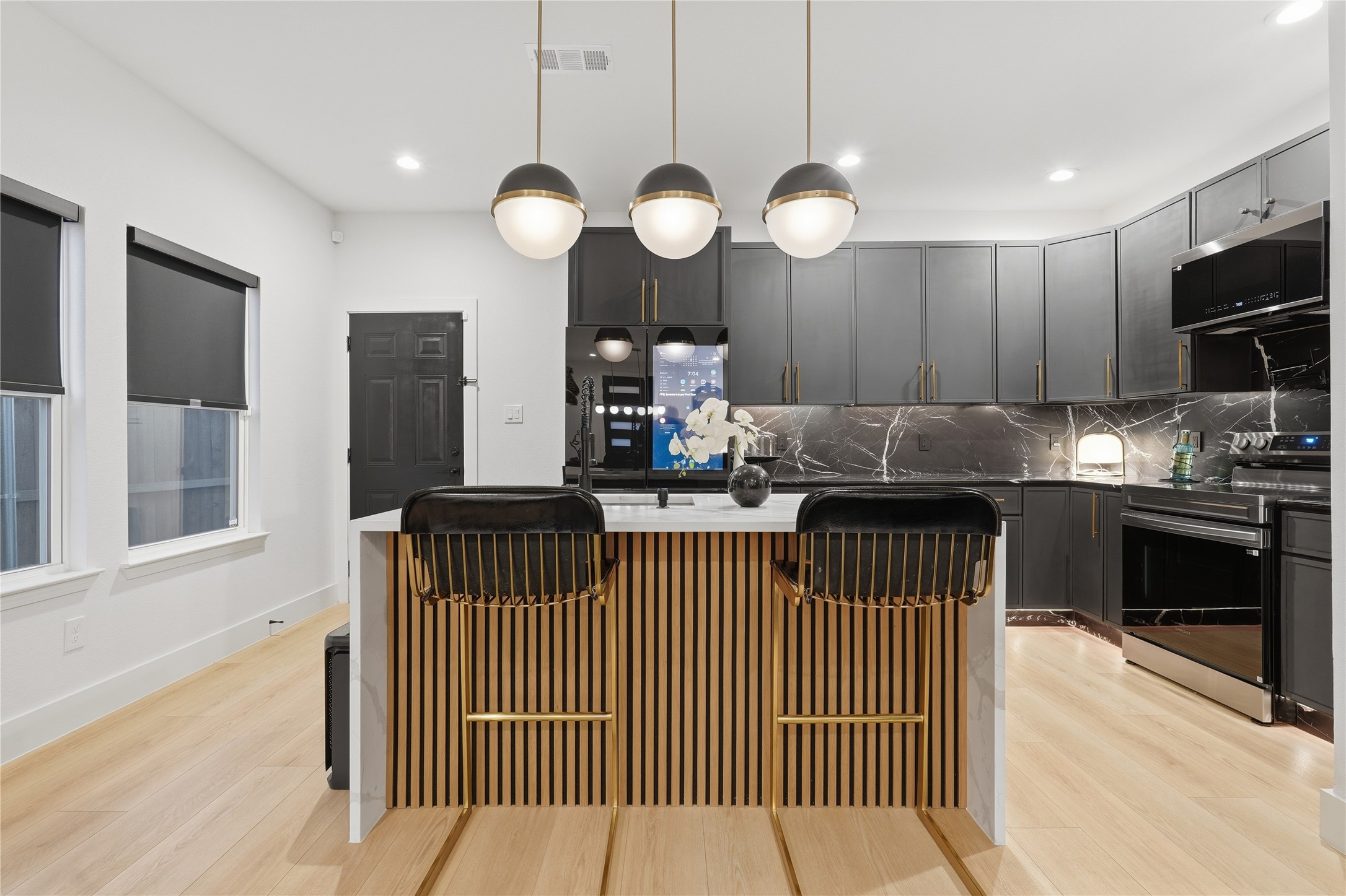 1103 Pemberton Hill Road