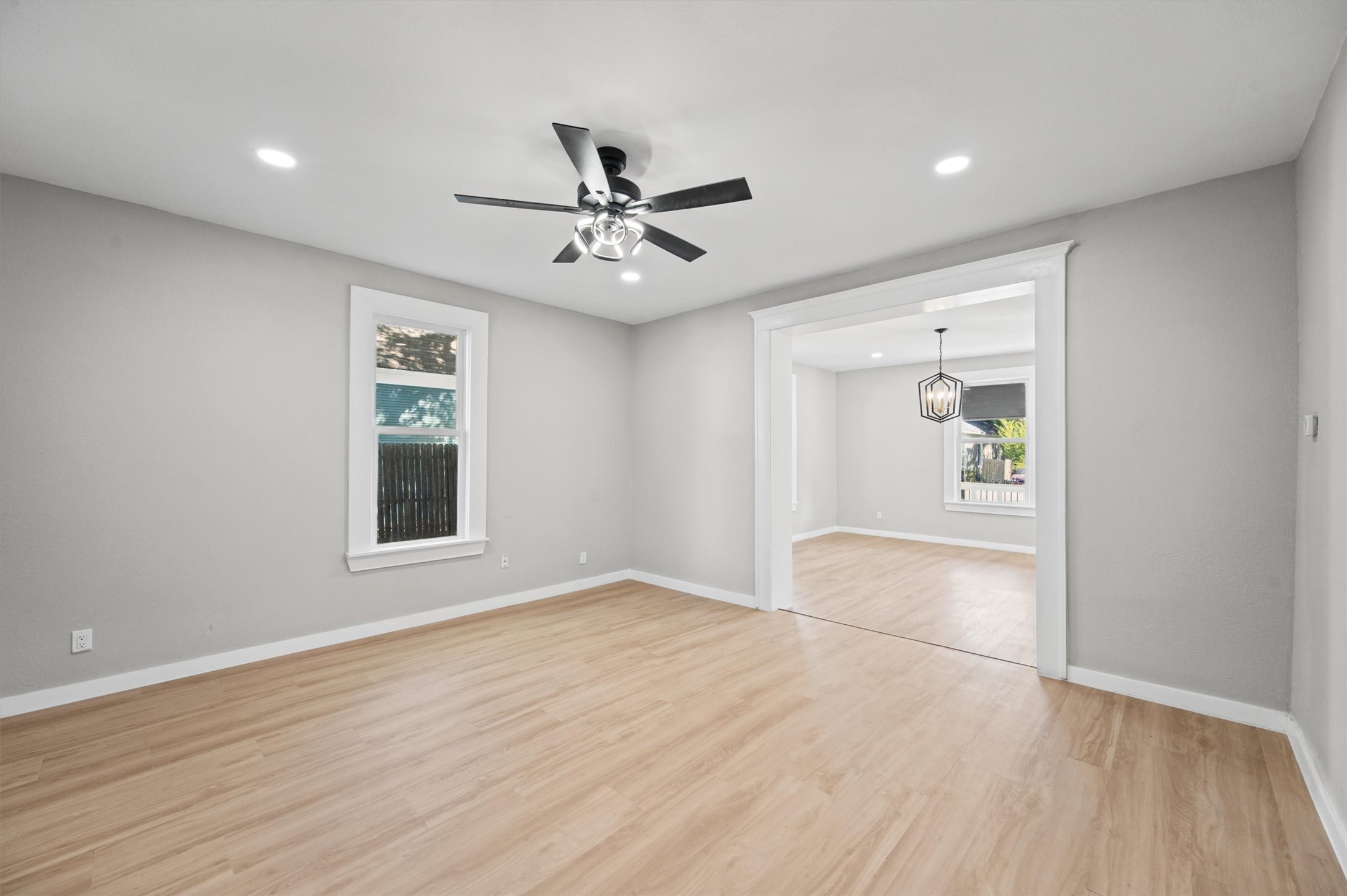 814 W Richmond Avenue