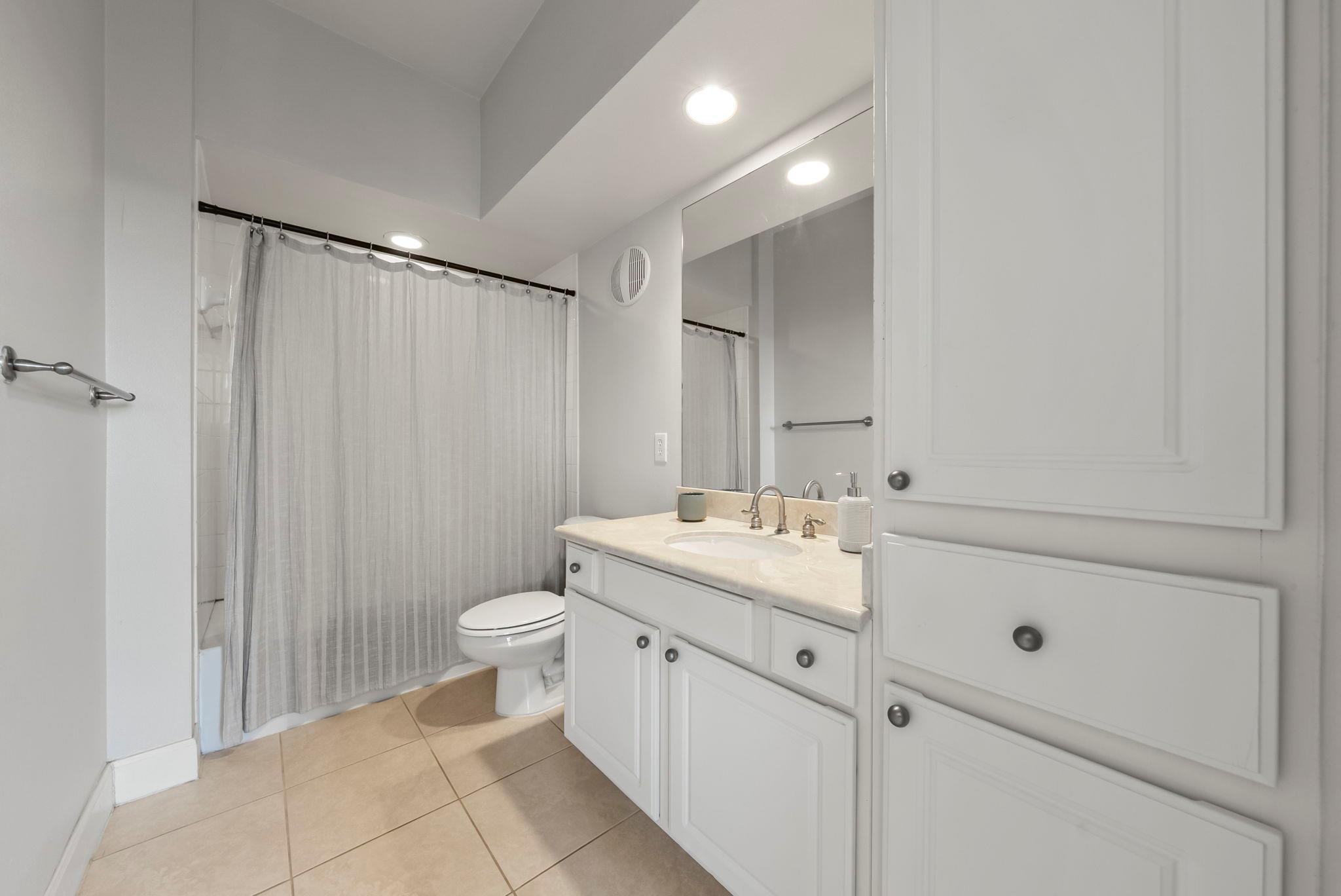 7701 Rialto BLVD # 1426