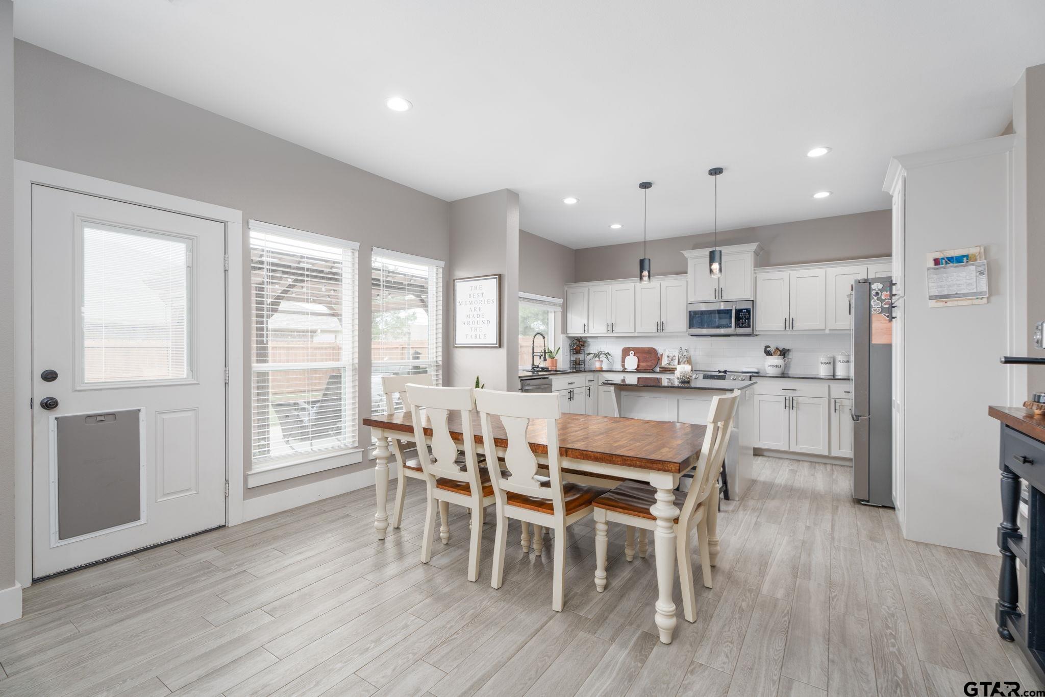 15365 Spring Oaks Dr