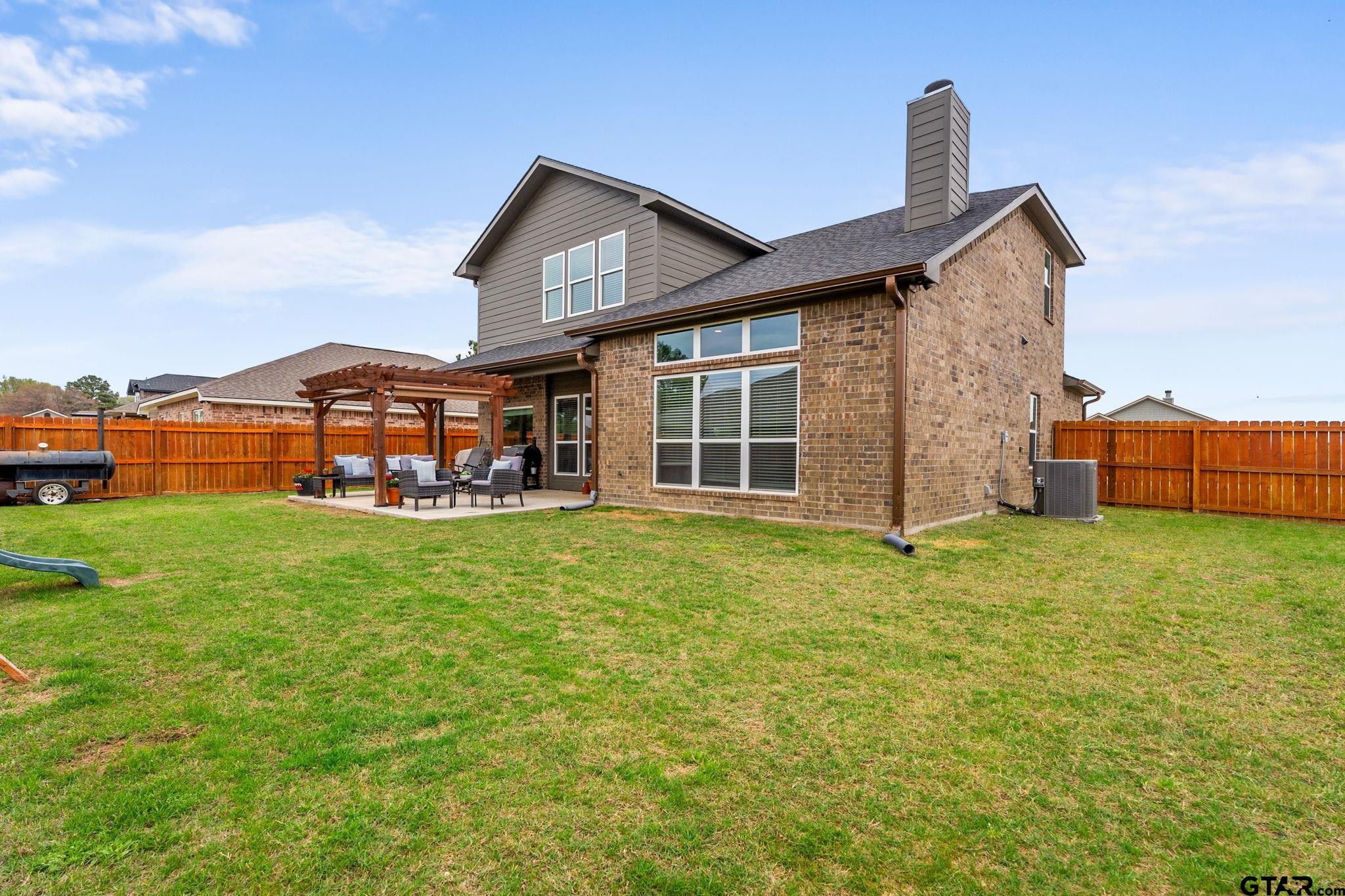 15365 Spring Oaks Dr