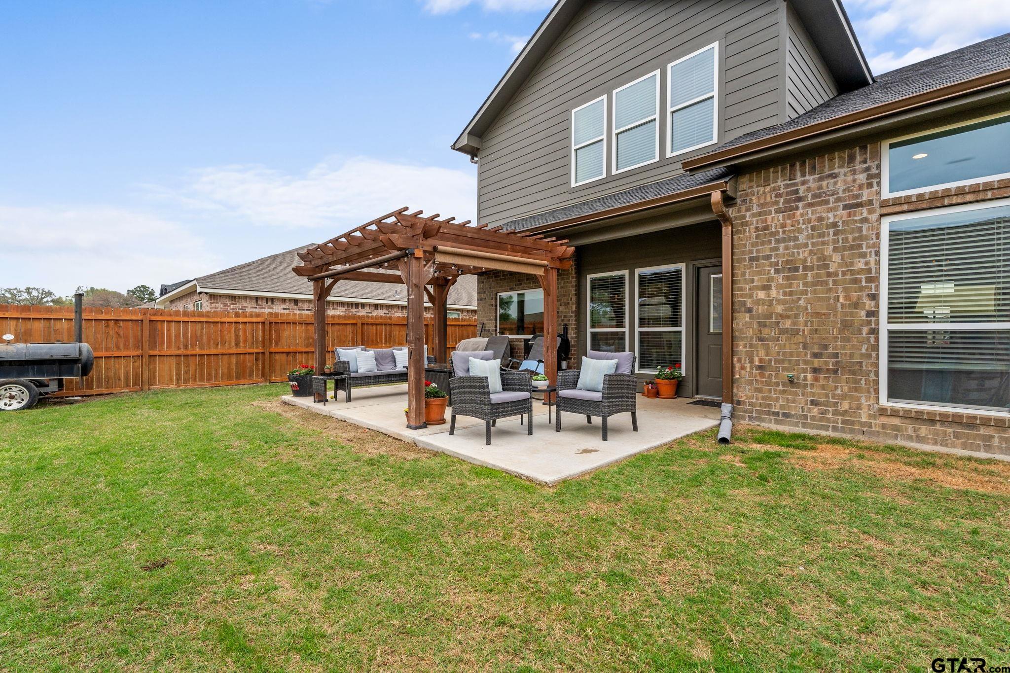 15365 Spring Oaks Dr