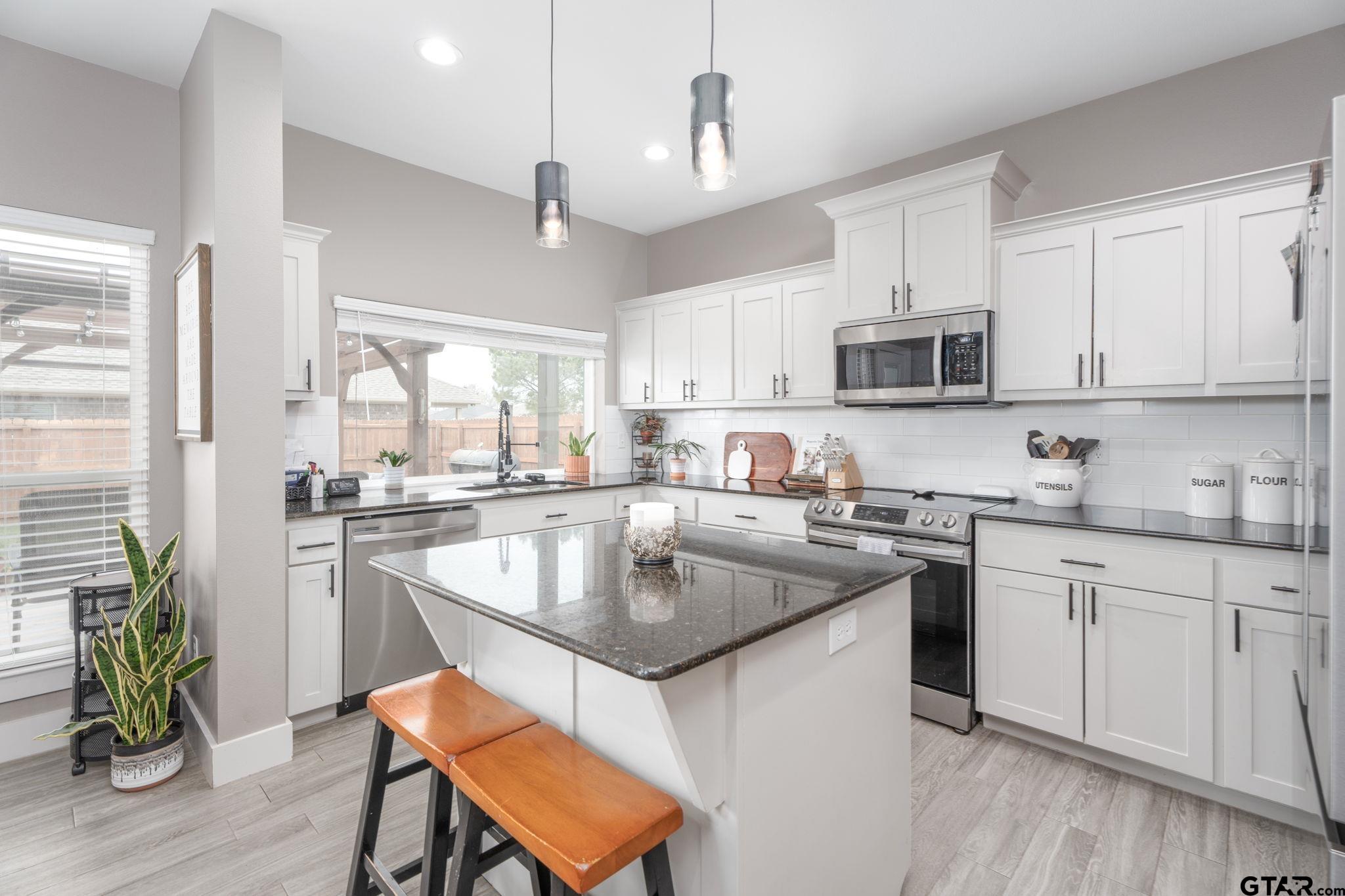 15365 Spring Oaks Dr