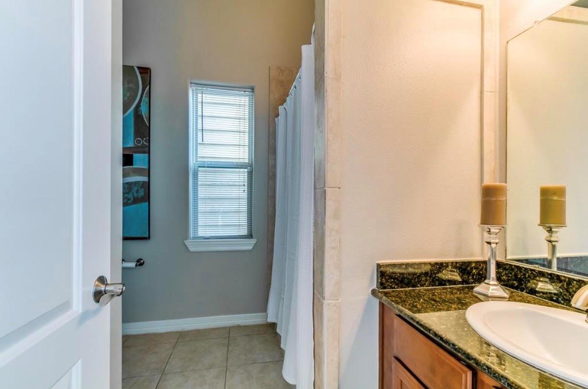 1142 Hempstead Villa Lane