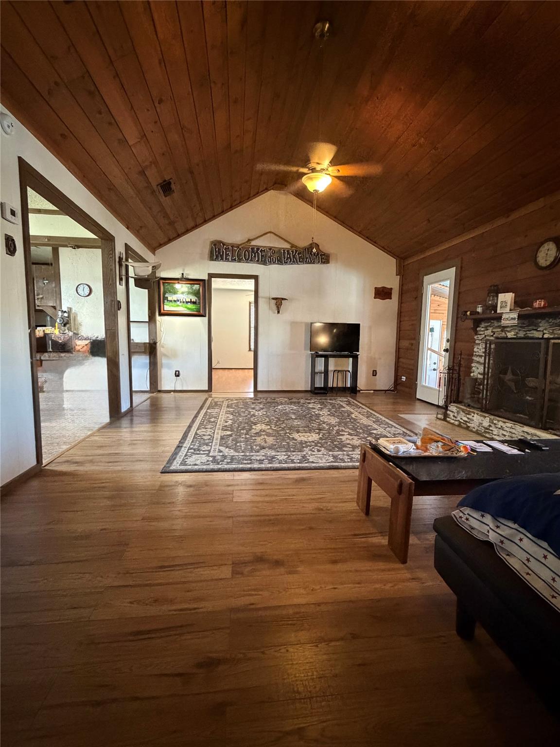 19519 County Road 377