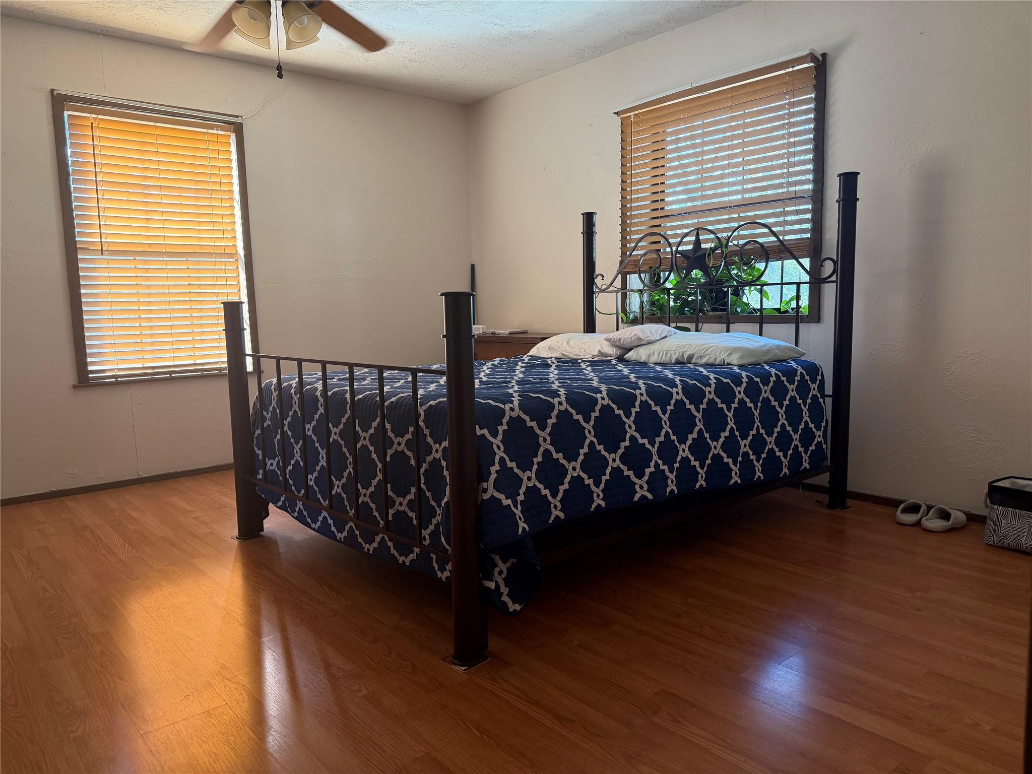 19519 County Road 377