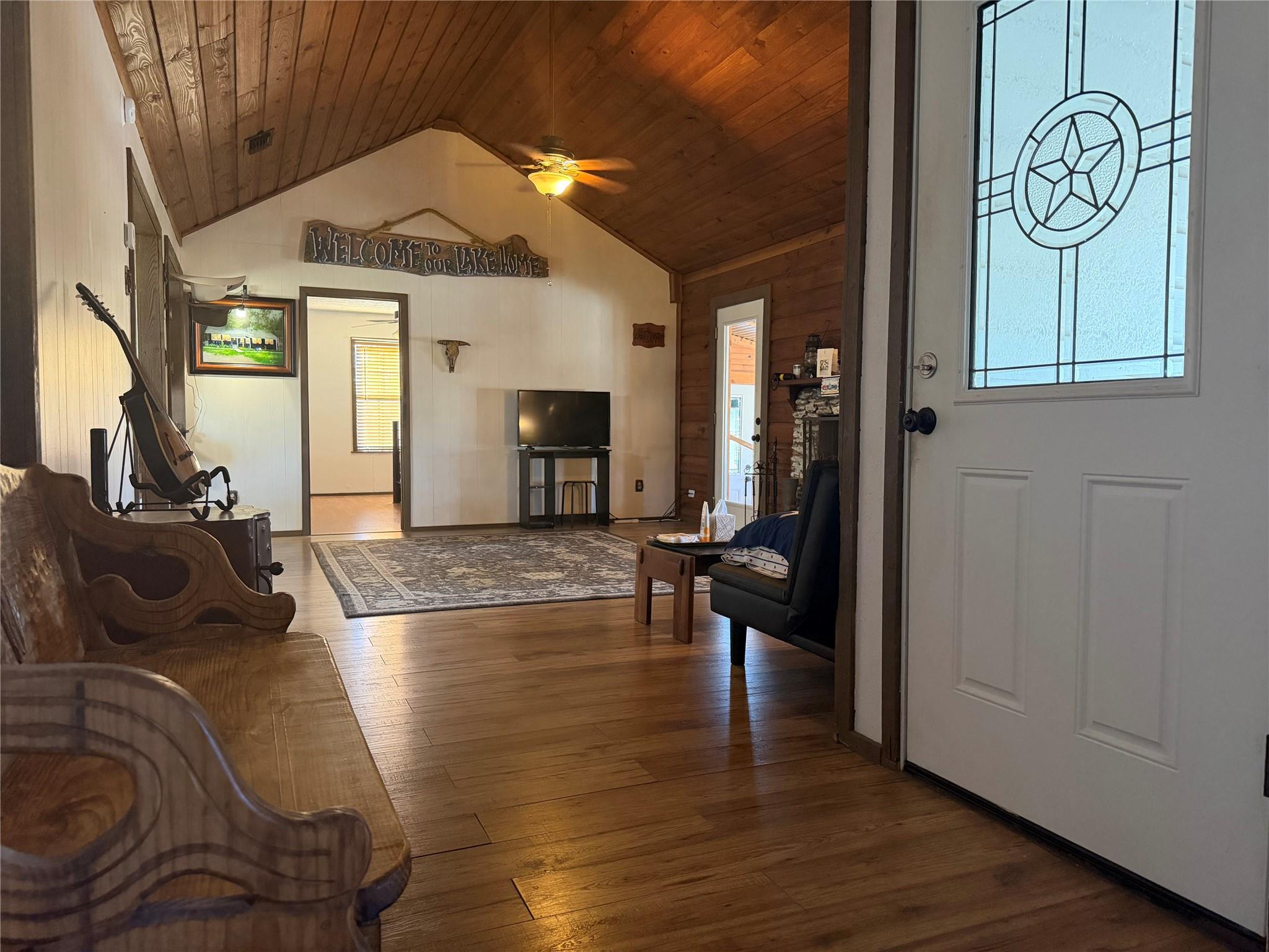 19519 County Road 377