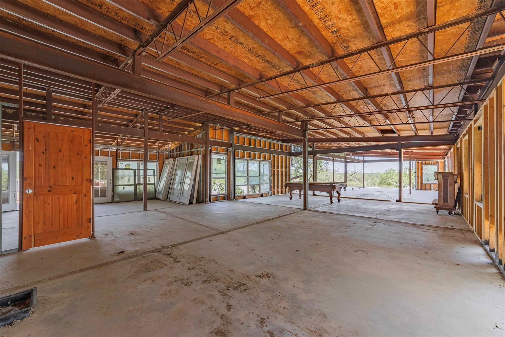 325 Eagle Rest LN NW