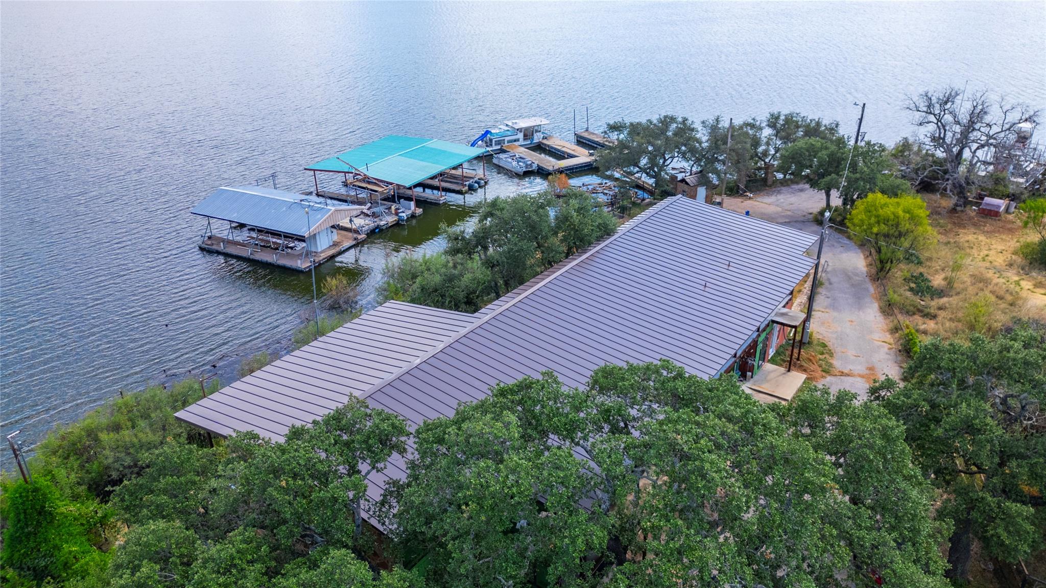 325 Eagle Rest LN NW