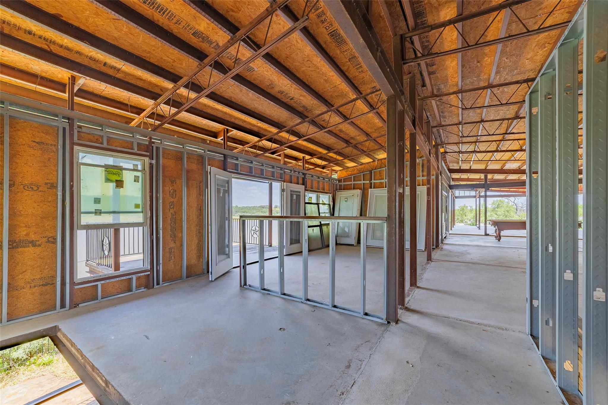 325 Eagle Rest LN NW