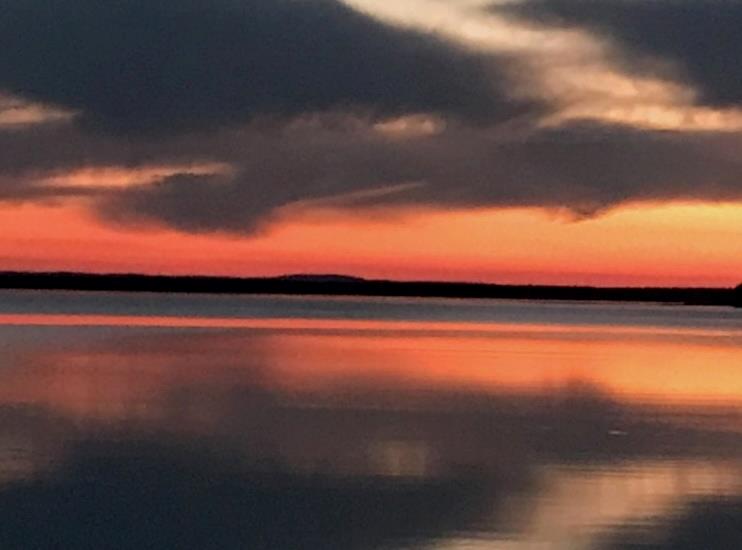 325 Eagle Rest LN NW