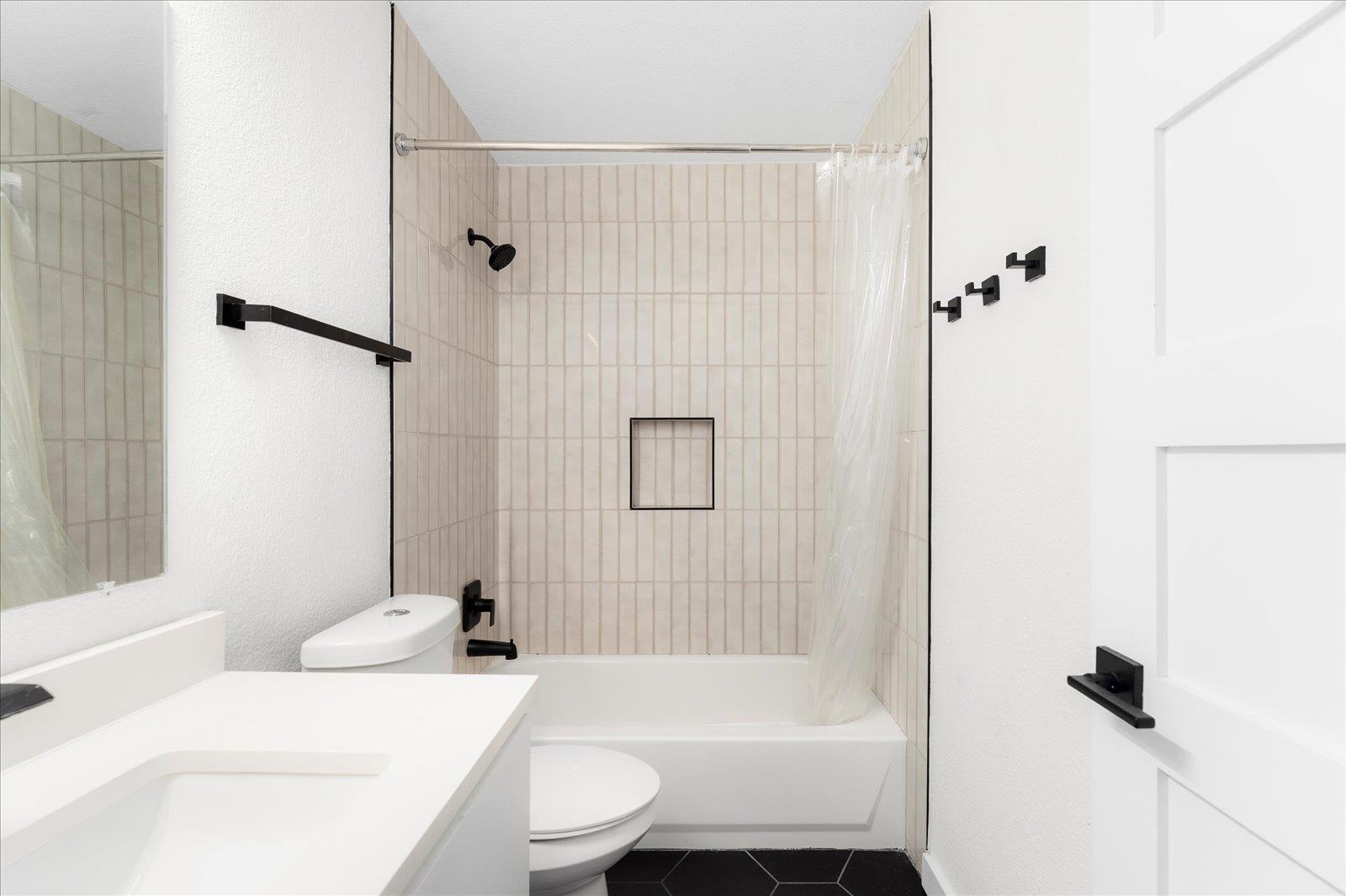 1511 Camp Craft RD # D