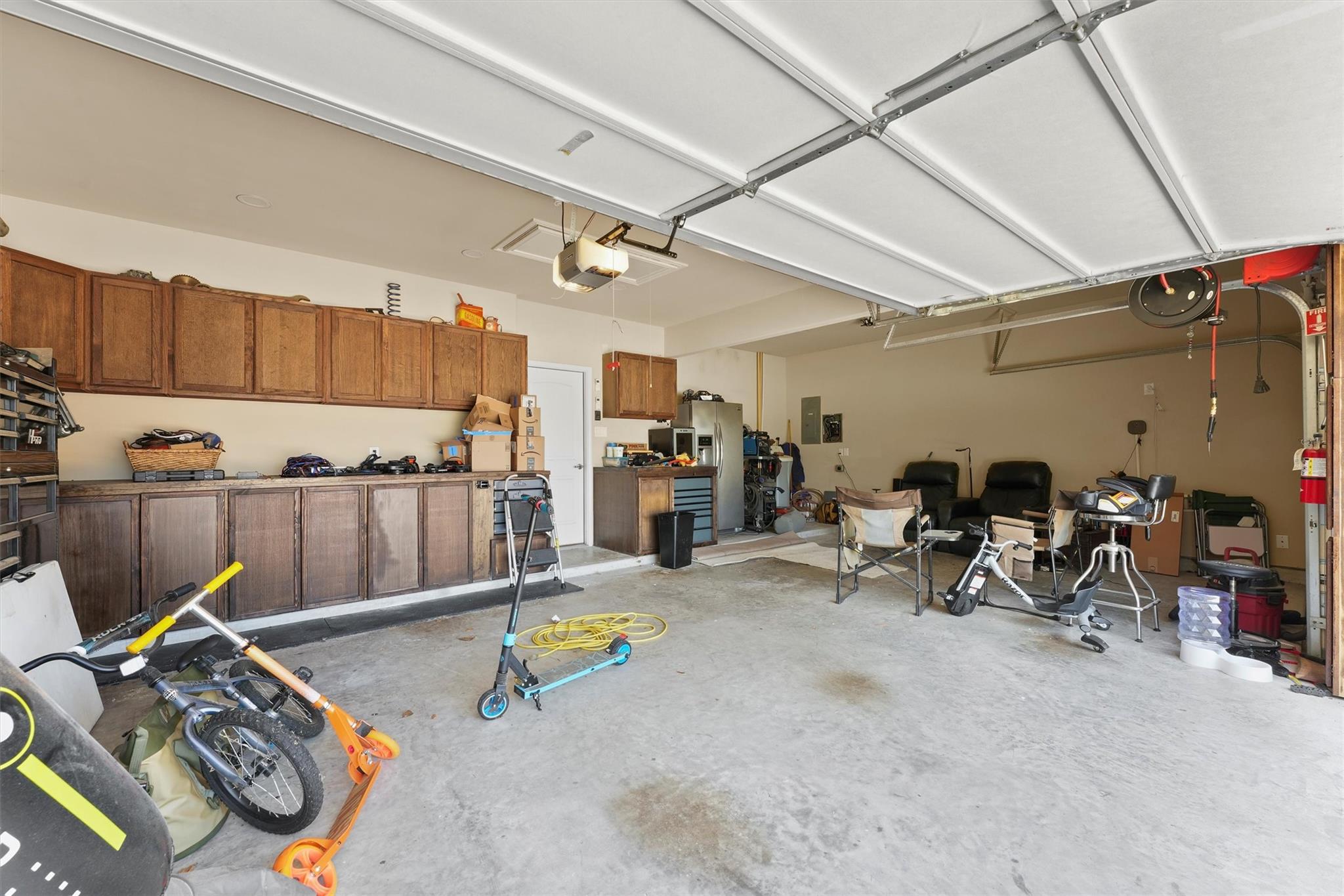 24506 Rossmore Hill Court