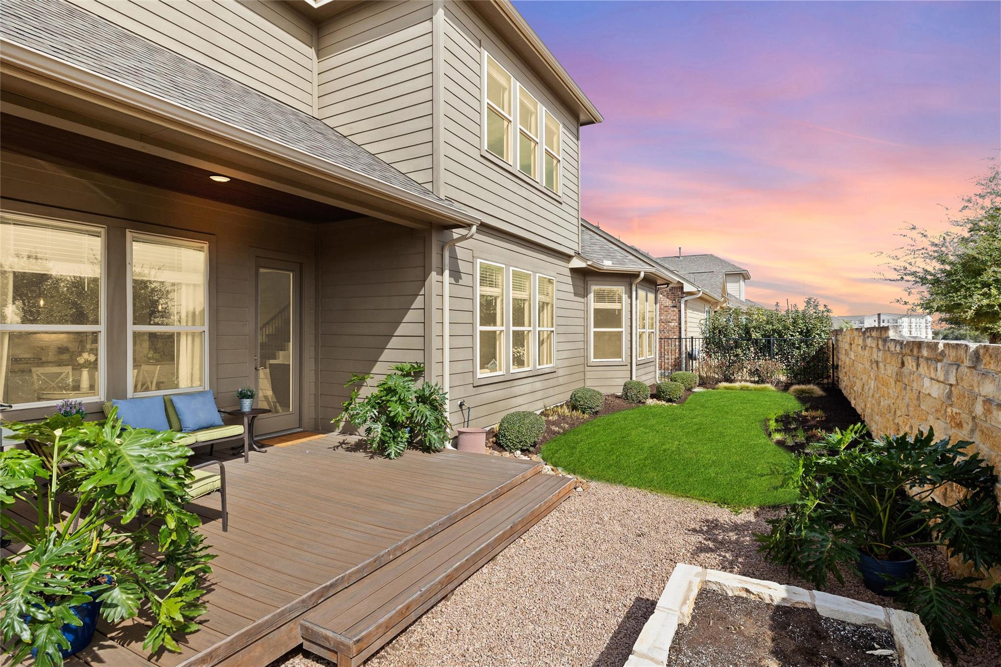 132 Village Oak DR