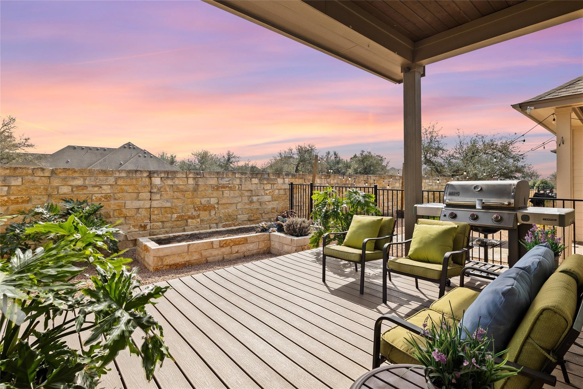 132 Village Oak DR