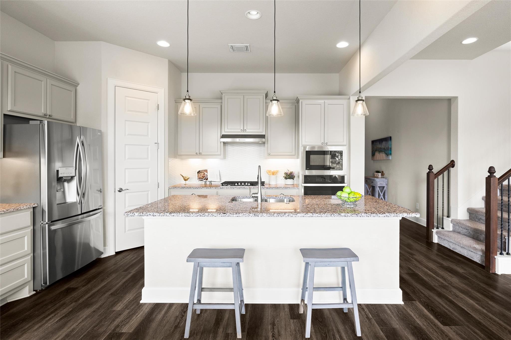132 Village Oak DR