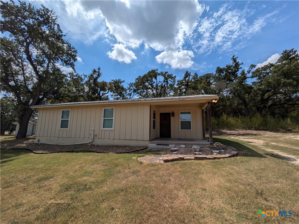 8950 Hwy 46