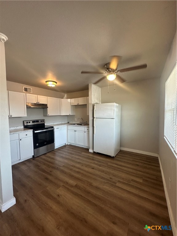 19221 San Marcos Highway A, B