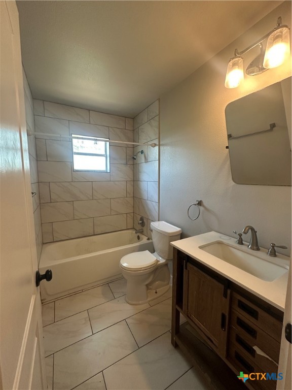 19221 San Marcos Highway A, B