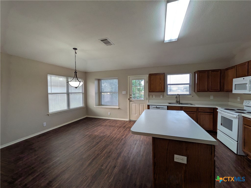 2614 Dove Crossing Drive