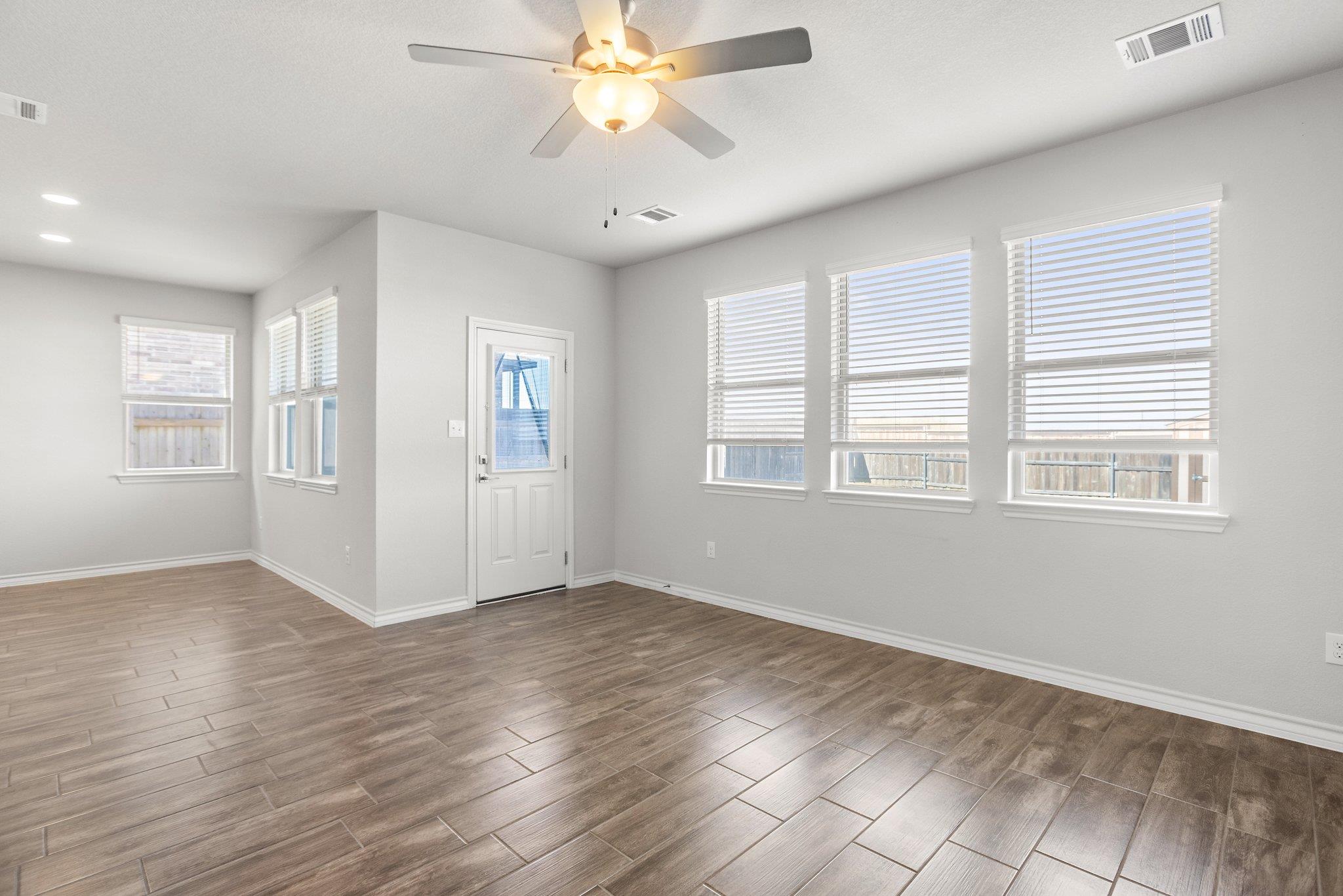 798 Eves Necklace DR