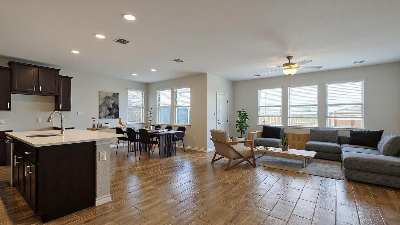 798 Eves Necklace DR