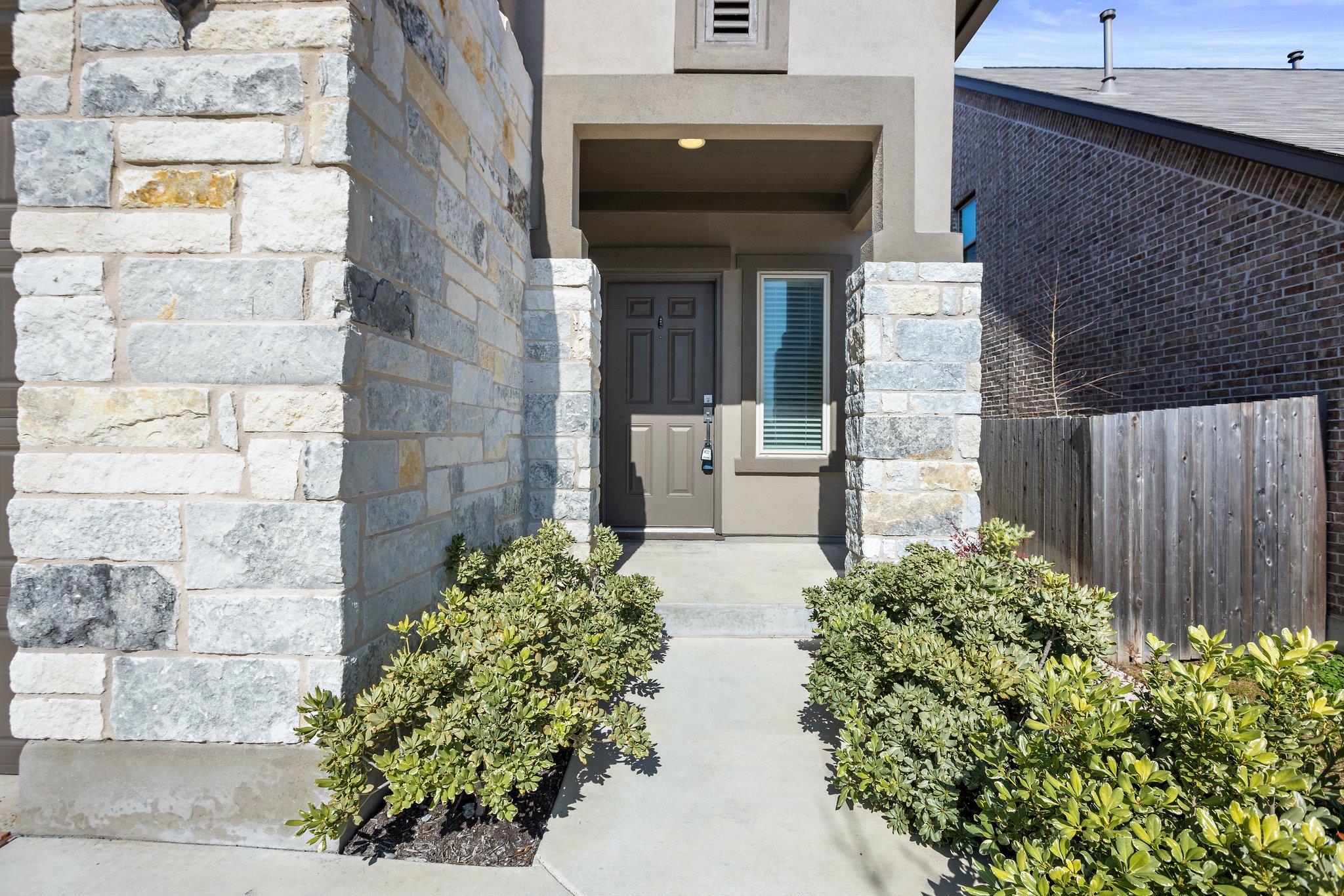 798 Eves Necklace DR