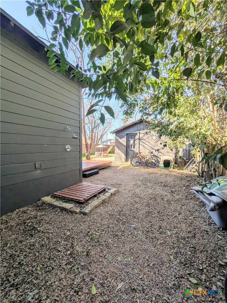 635 E Camp Street
