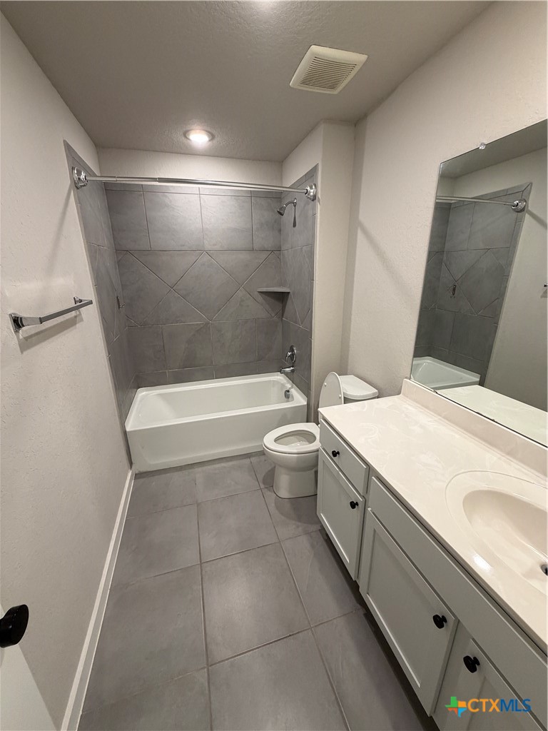 1100 River Wood